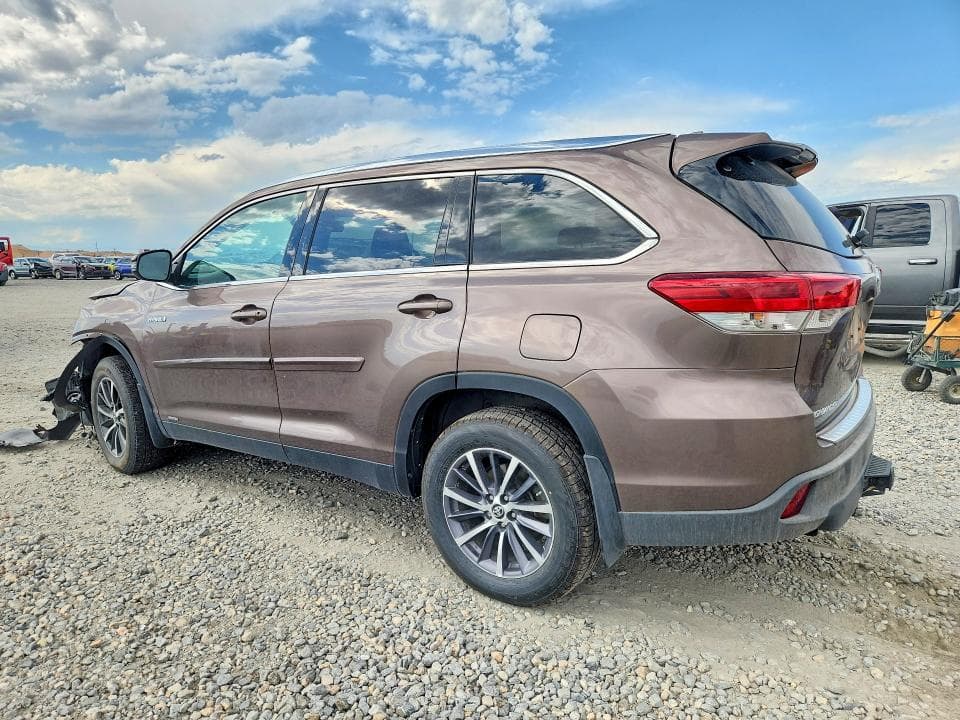 2019 TOYOTA HIGHLANDER HYBRID XLE 2