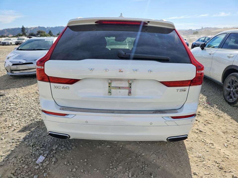 2020 VOLVO XC60 T5 INSCRIPTION 6