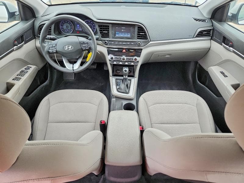 2020 HYUNDAI ELANTRA SE 8