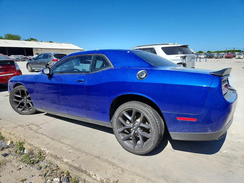 2022 DODGE CHALLENGER GT 2