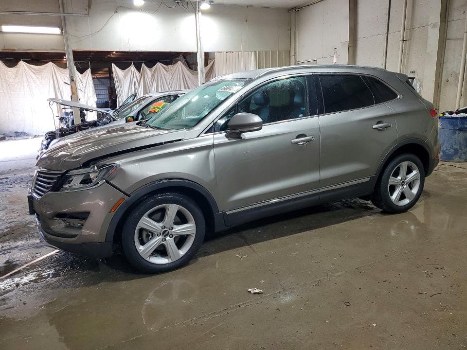 2017 LINCOLN MKC PREMIERE - 1