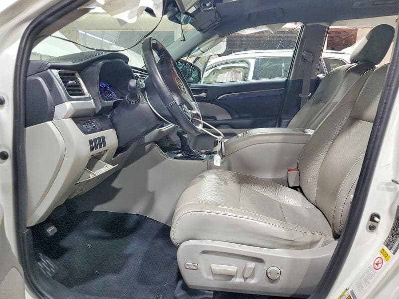 2019 TOYOTA HIGHLANDER LIMITED PLATINUM 7