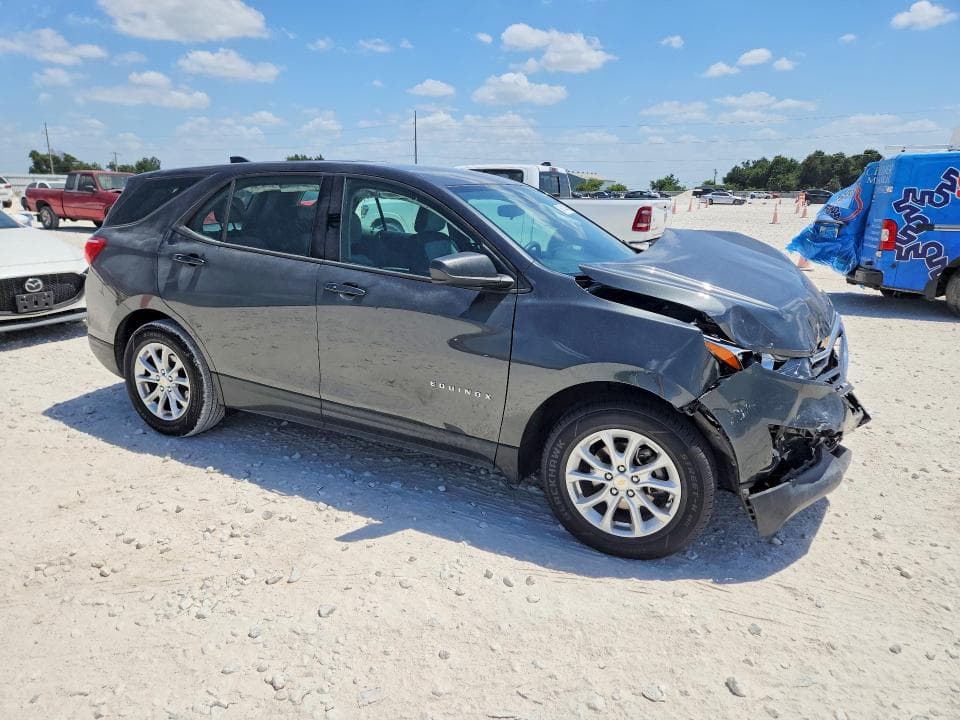 2019 CHEVROLET EQUINOX LS 4
