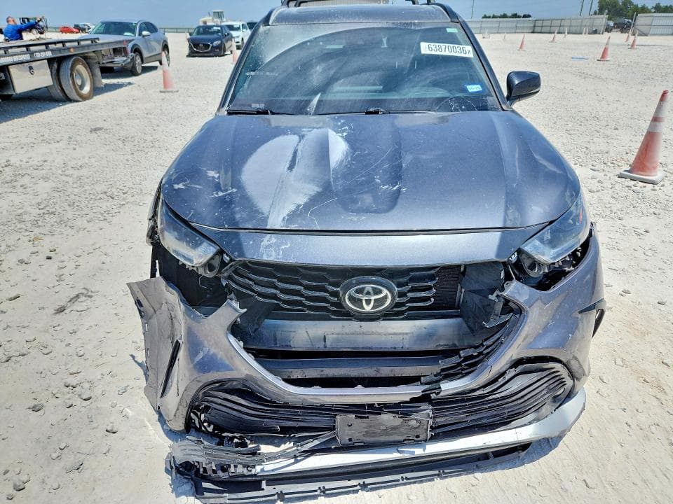 2021 TOYOTA HIGHLANDER XSE 5