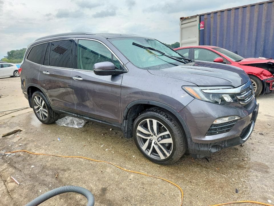 2017 HONDA PILOT ELITE 4