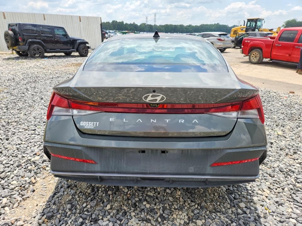 2024 HYUNDAI ELANTRA SEL 6
