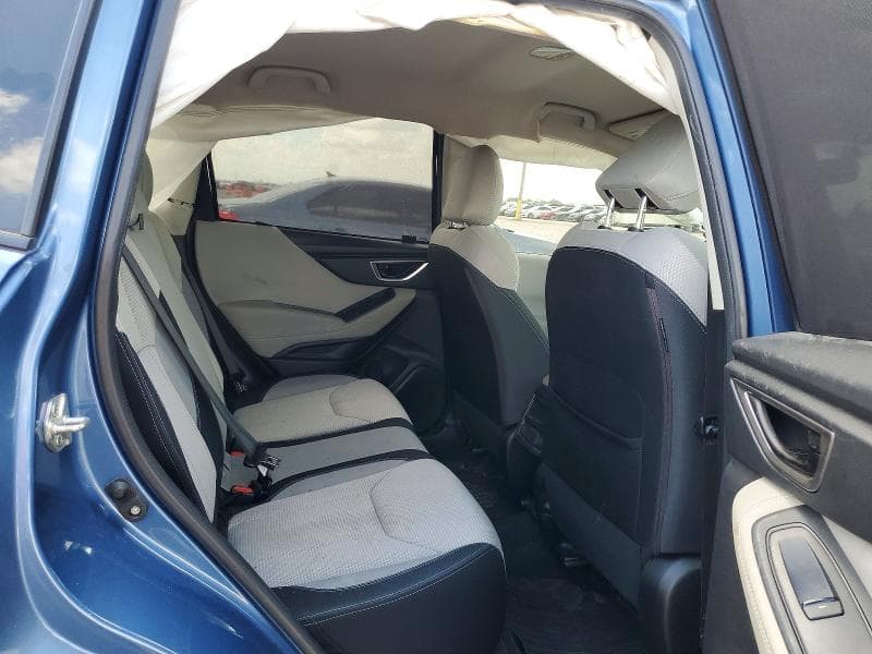 2021 SUBARU FORESTER 10