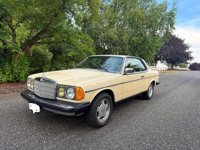 1978 MERCEDES-BENZ 280CE 2