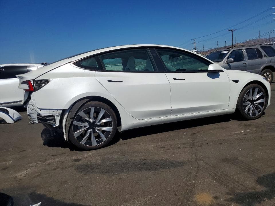 2024 TESLA MODEL 3 3