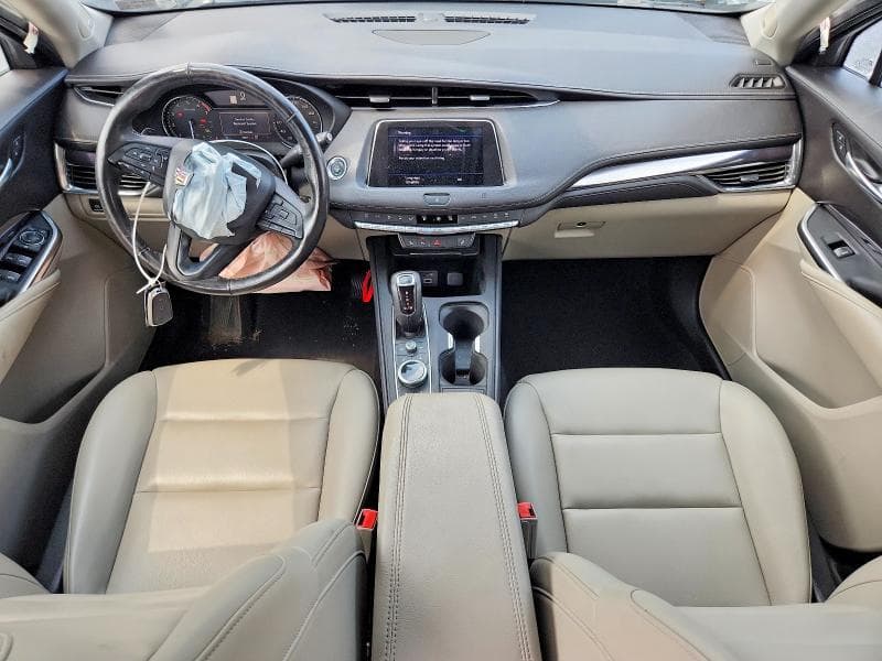 2019 CADILLAC XT4 LUXURY 8