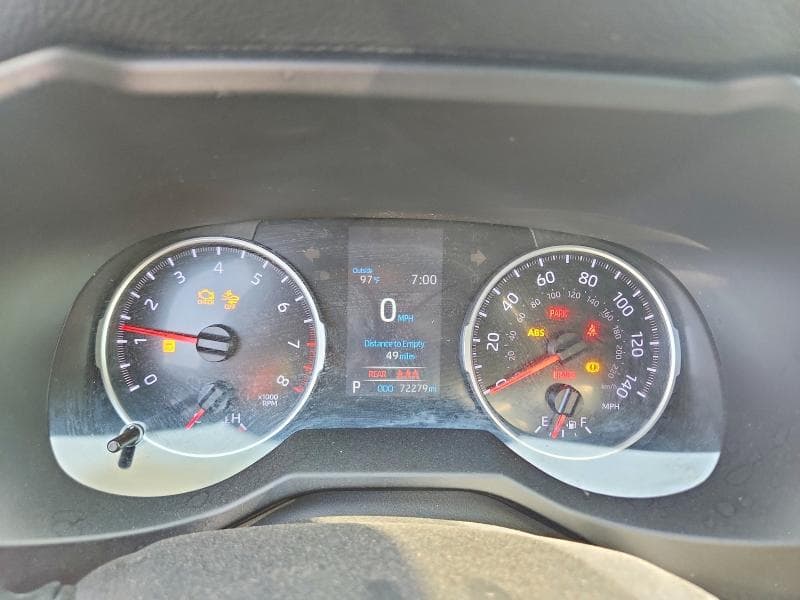 2022 TOYOTA RAV4 LE 9