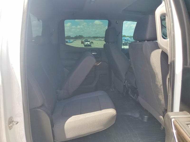 2021 CHEVROLET SILVERADO K1500 10