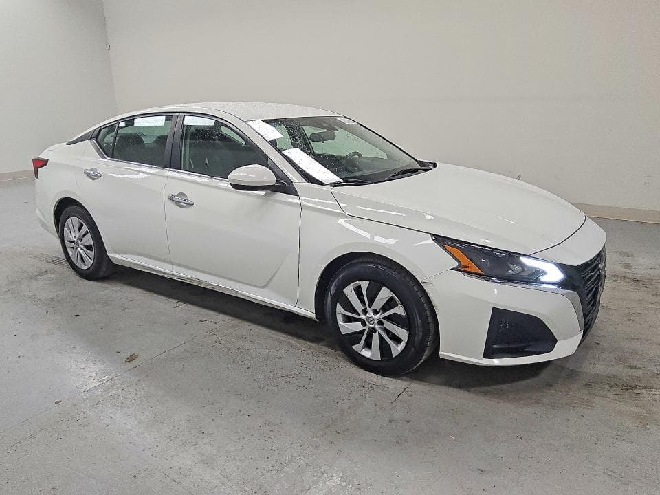 2023 NISSAN ALTIMA S 4