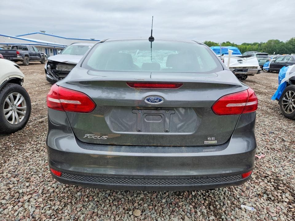 2018 FORD FOCUS SE 6