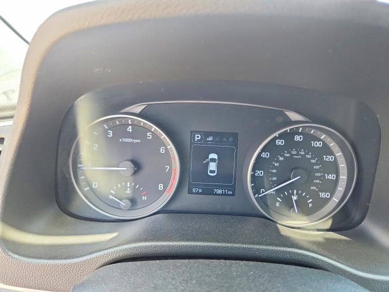 2018 HYUNDAI ELANTRA SEL 9