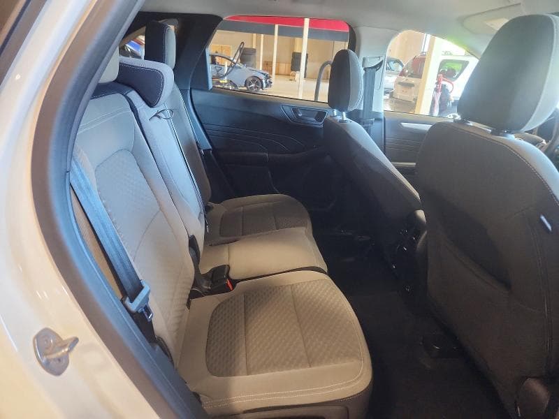 2022 FORD ESCAPE SE 11