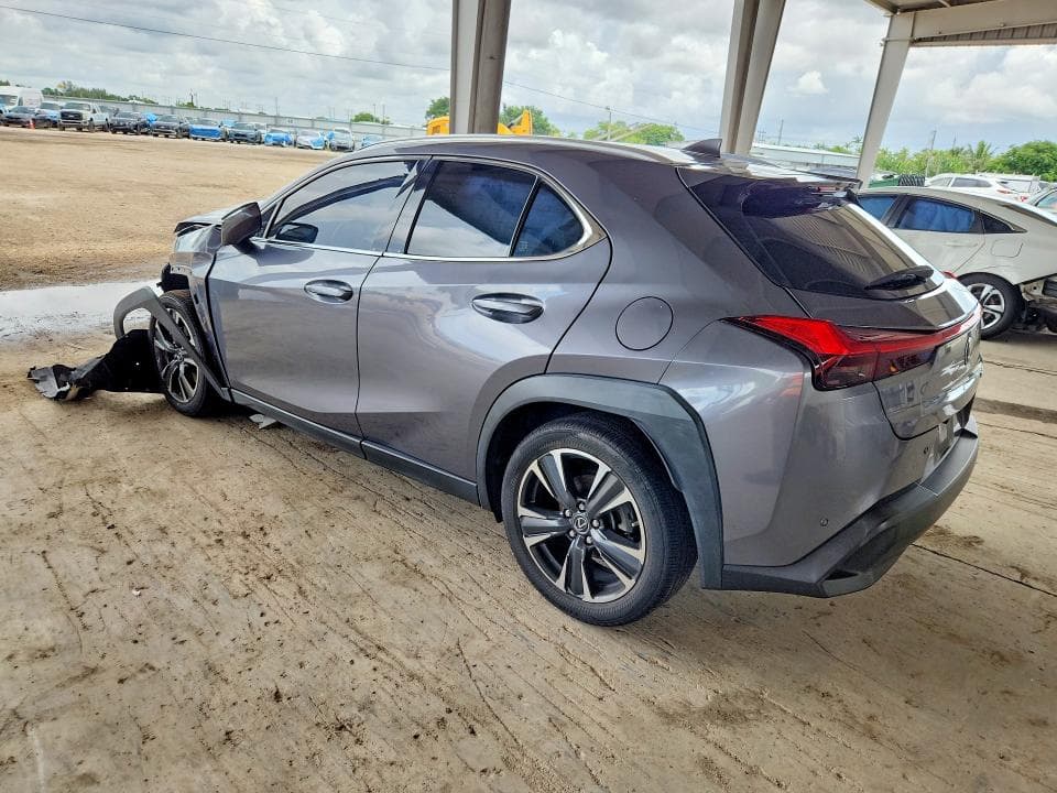 2021 LEXUS UX 200 2