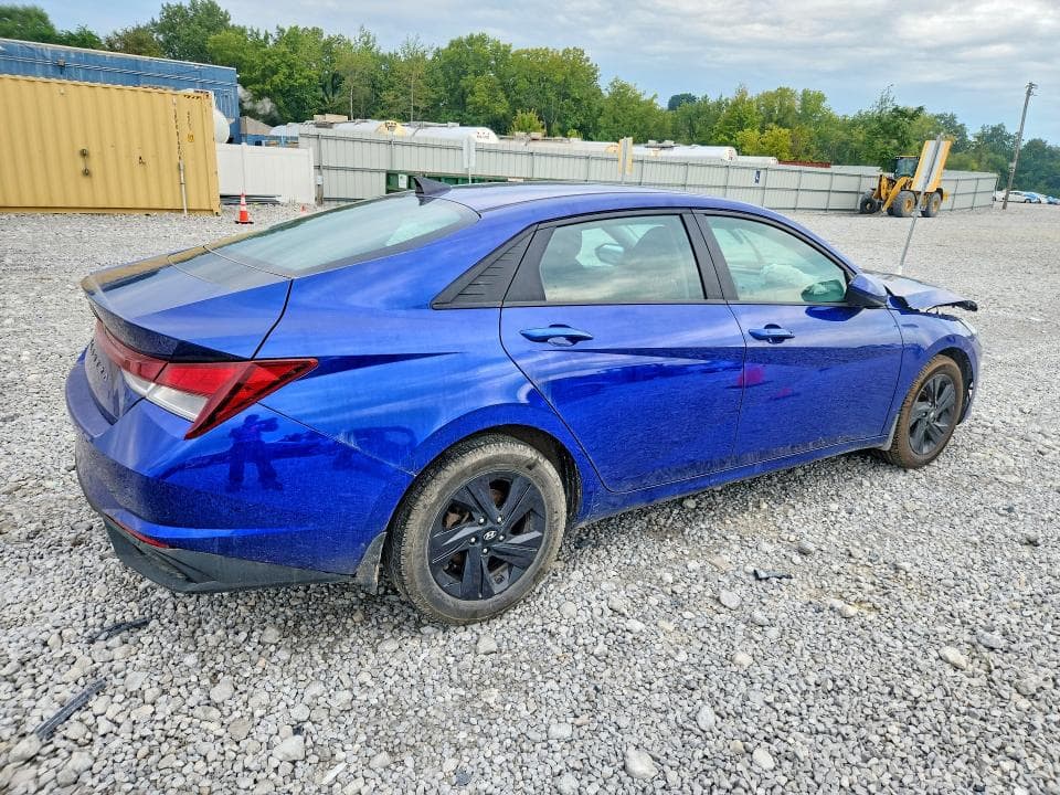 2022 HYUNDAI ELANTRA SEL 3