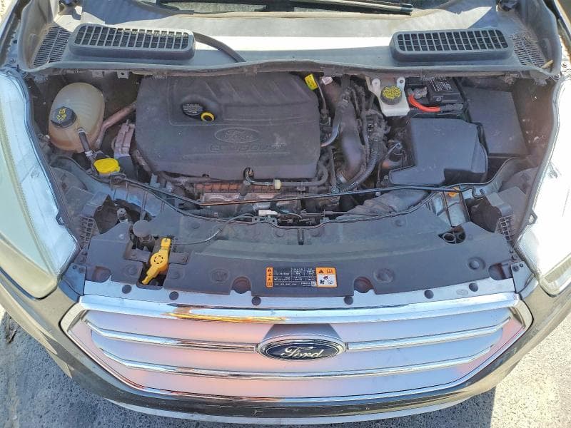 2017 FORD ESCAPE SE 12