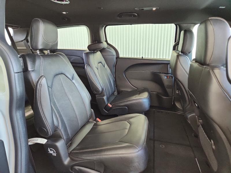 2027 CHRYSLER PACIFICA SELECT 11