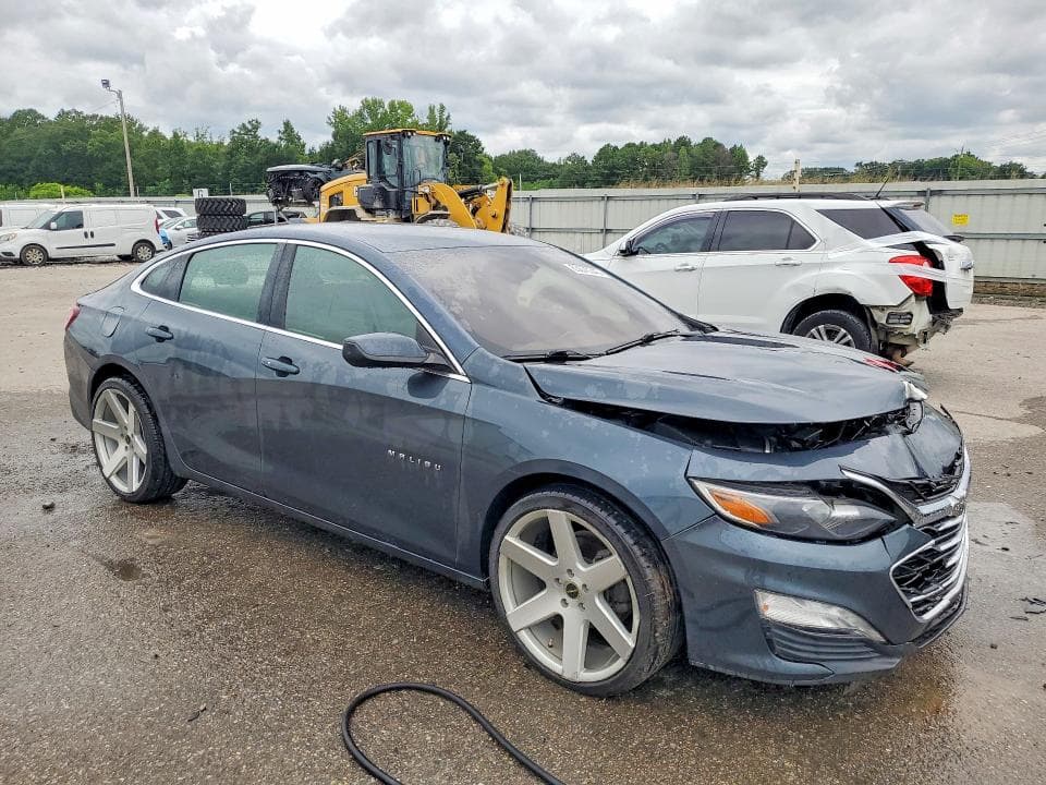 2020 CHEVROLET MALIBU LT 4