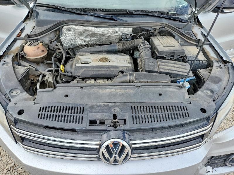 2017 VOLKSWAGEN TIGUAN SPORT 11