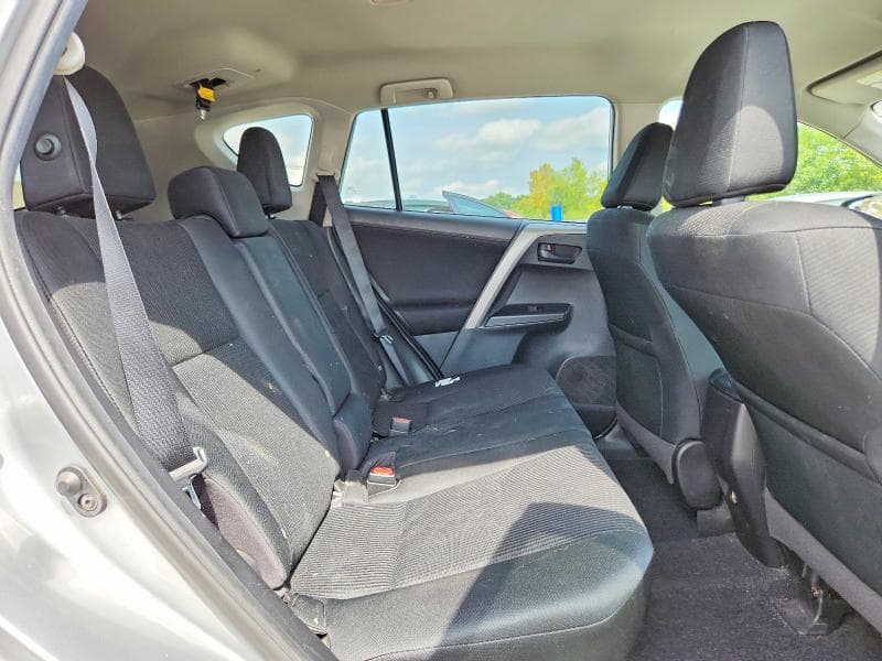 2018 TOYOTA RAV4 LE 11