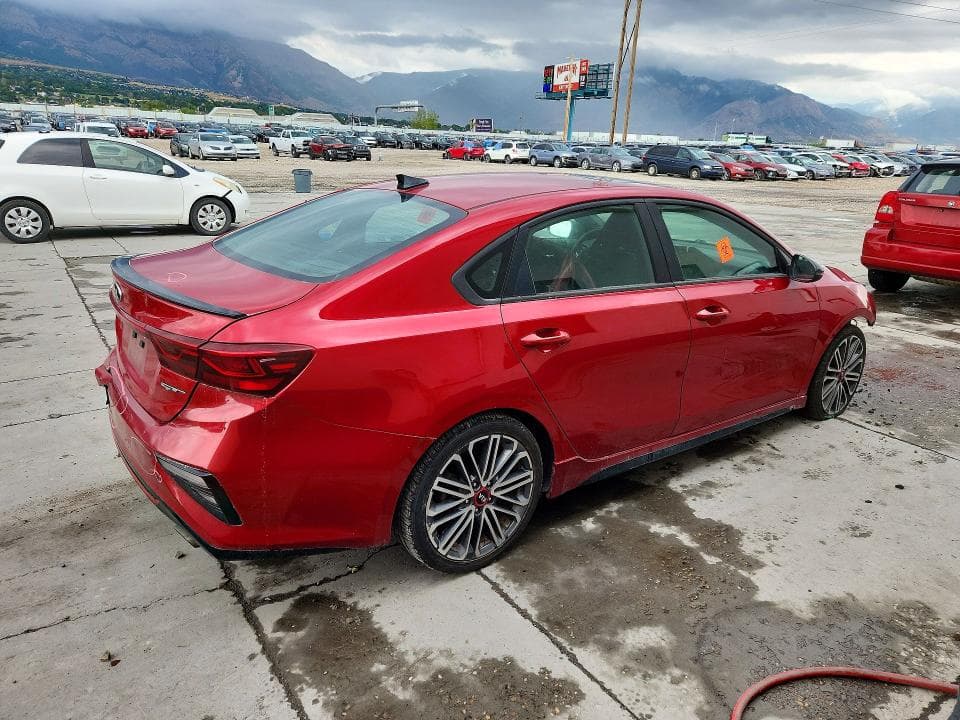 2021 KIA FORTE GT 3