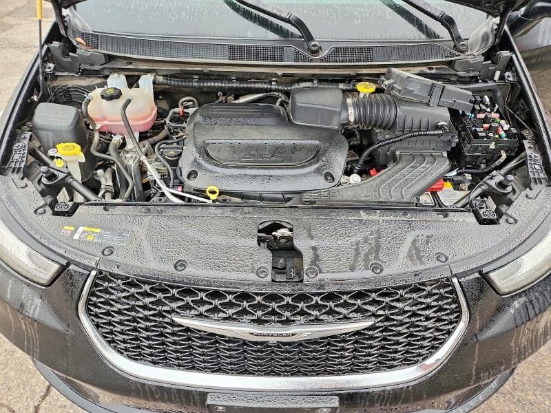 2024 CHRYSLER PACIFICA TOURING L 12