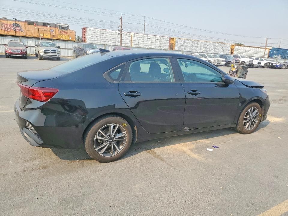 2023 KIA FORTE LXS 3