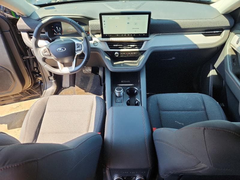 2025 FORD EXPLORER ACTIVE 8