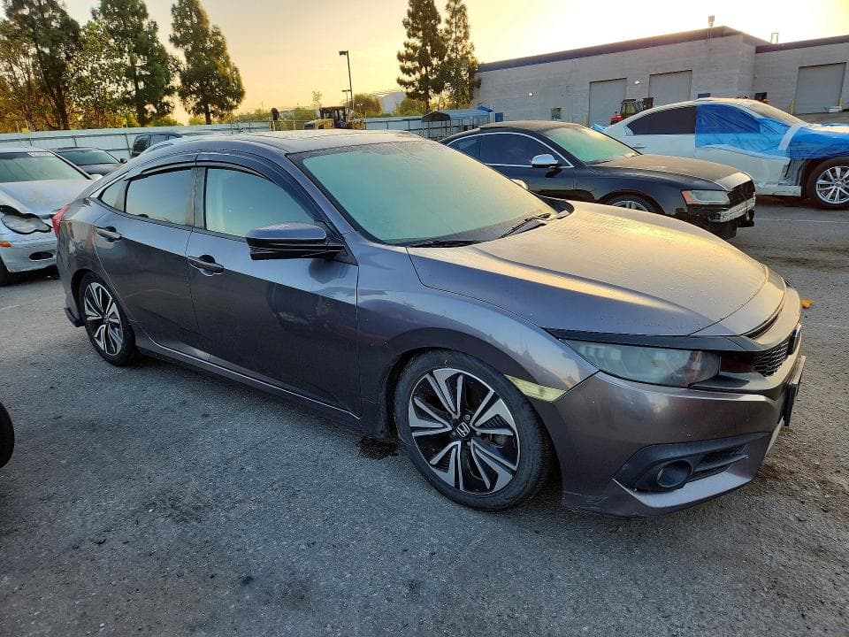 2018 HONDA CIVIC EX 4