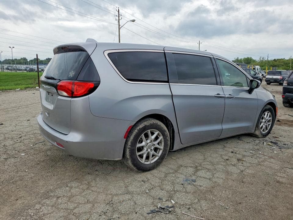 2017 CHRYSLER PACIFICA LX 3