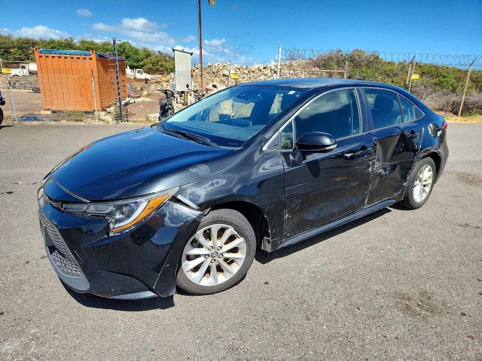 2020 TOYOTA COROLLA XLE - 1