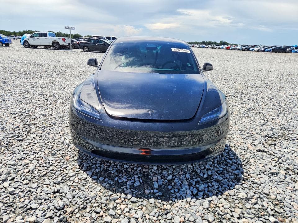 2026 TESLA MODEL 3 5