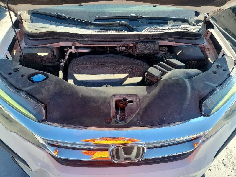 2021 HONDA PILOT EX 12