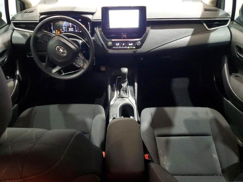 2026 TOYOTA COROLLA LE 8
