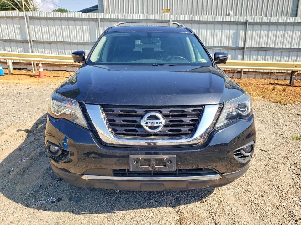 2017 NISSAN PATHFINDER PLATINUM 5