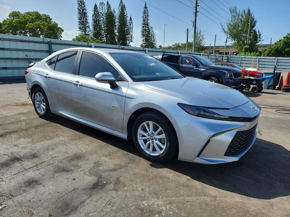 2025 TOYOTA CAMRY LE 4