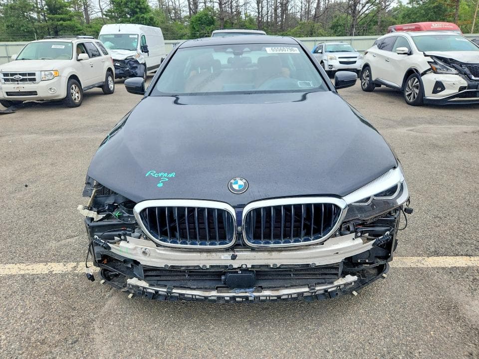 2019 BMW 530XE 5