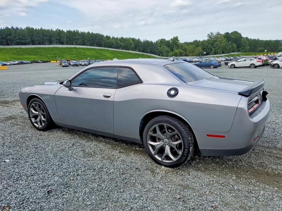 2017 DODGE CHALLENGER SXT 2
