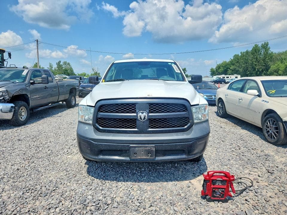 2018 RAM 1500 ST 5