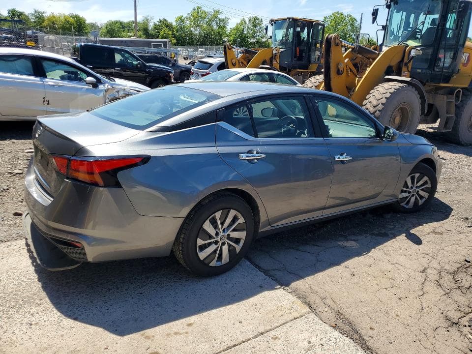 2023 NISSAN ALTIMA S 3