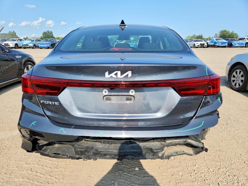 2023 KIA FORTE EX 6