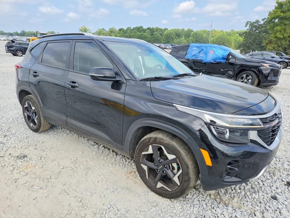 2025 KIA SELTOS S 4