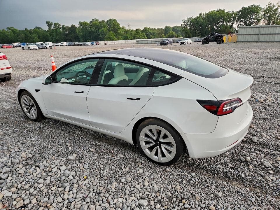 2021 TESLA MODEL 3 2