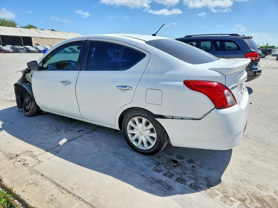 2019 NISSAN VERSA SV 2