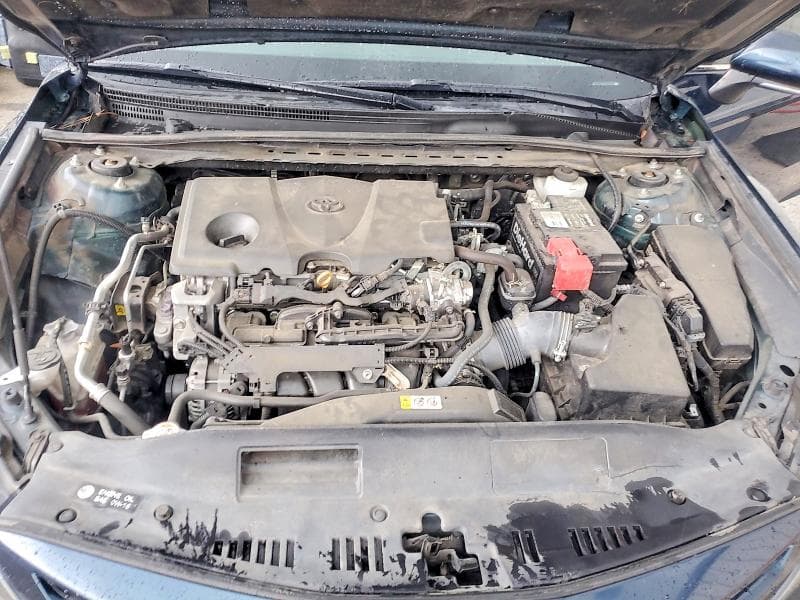 2021 TOYOTA CAMRY SE 11
