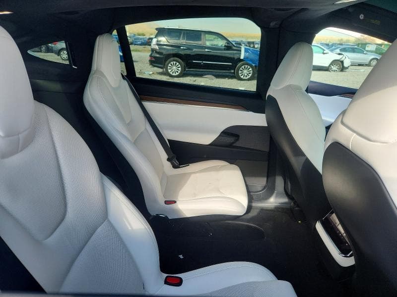 2023 TESLA MODEL X 11