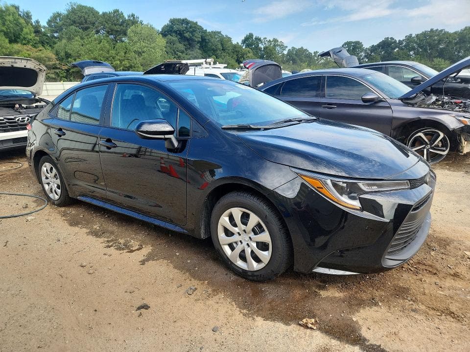 2026 TOYOTA COROLLA LE 4